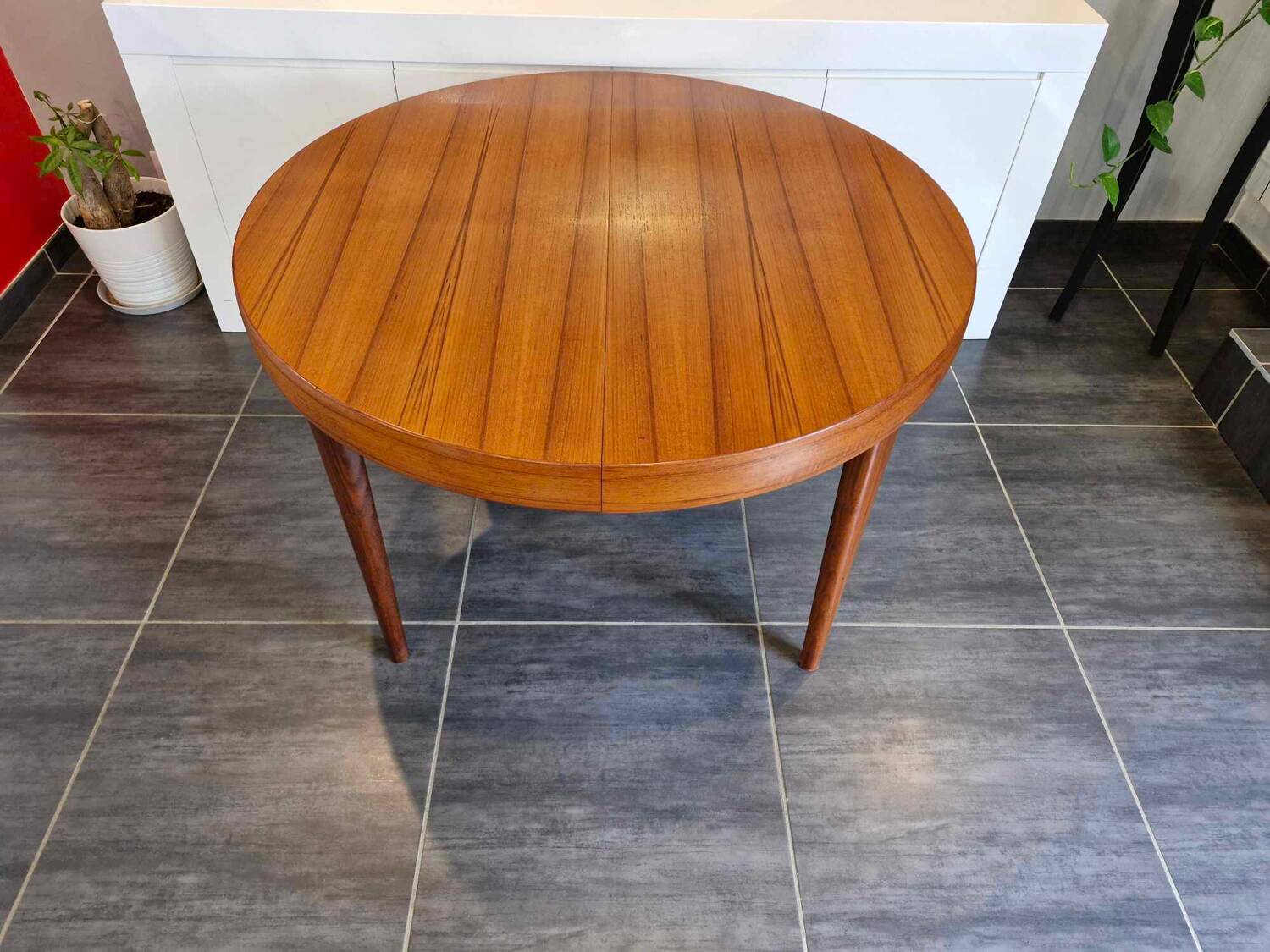 Scandinavian extendable teak round table, 1960s
