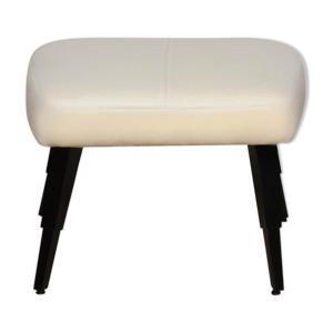 Pouf avec pieds noirs