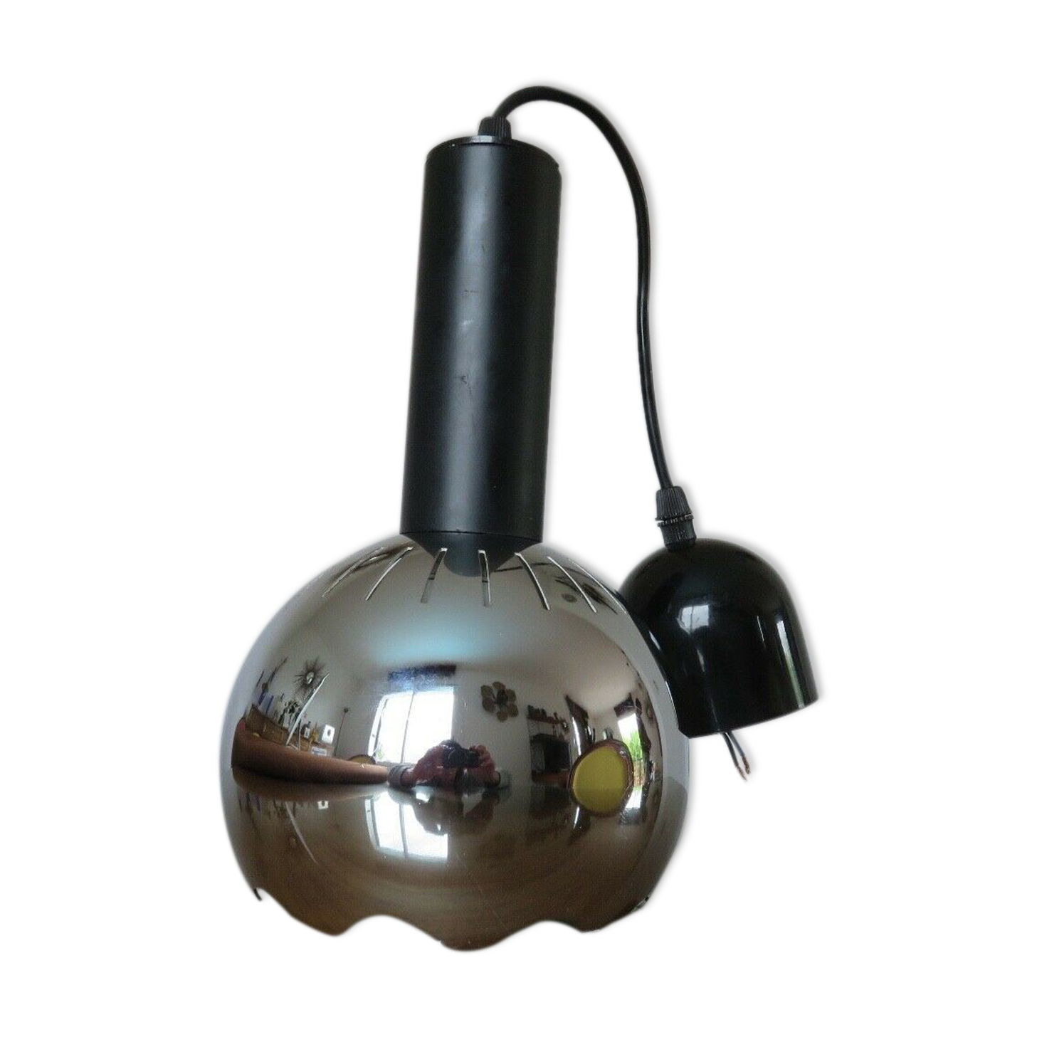 Chrome metal suspension 70s