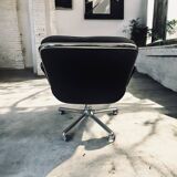 Pollock style office chair