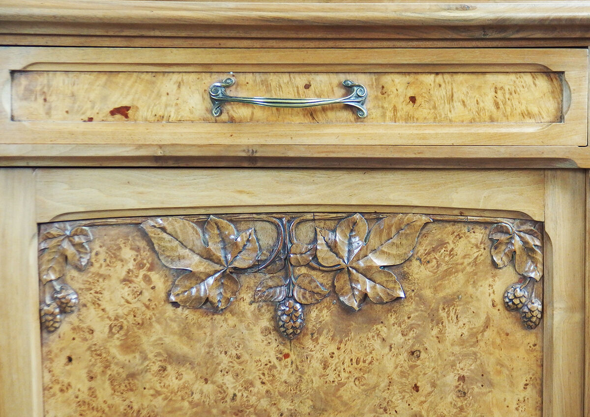 Two-body Art Nouveau buffet "Le Bon Marché"