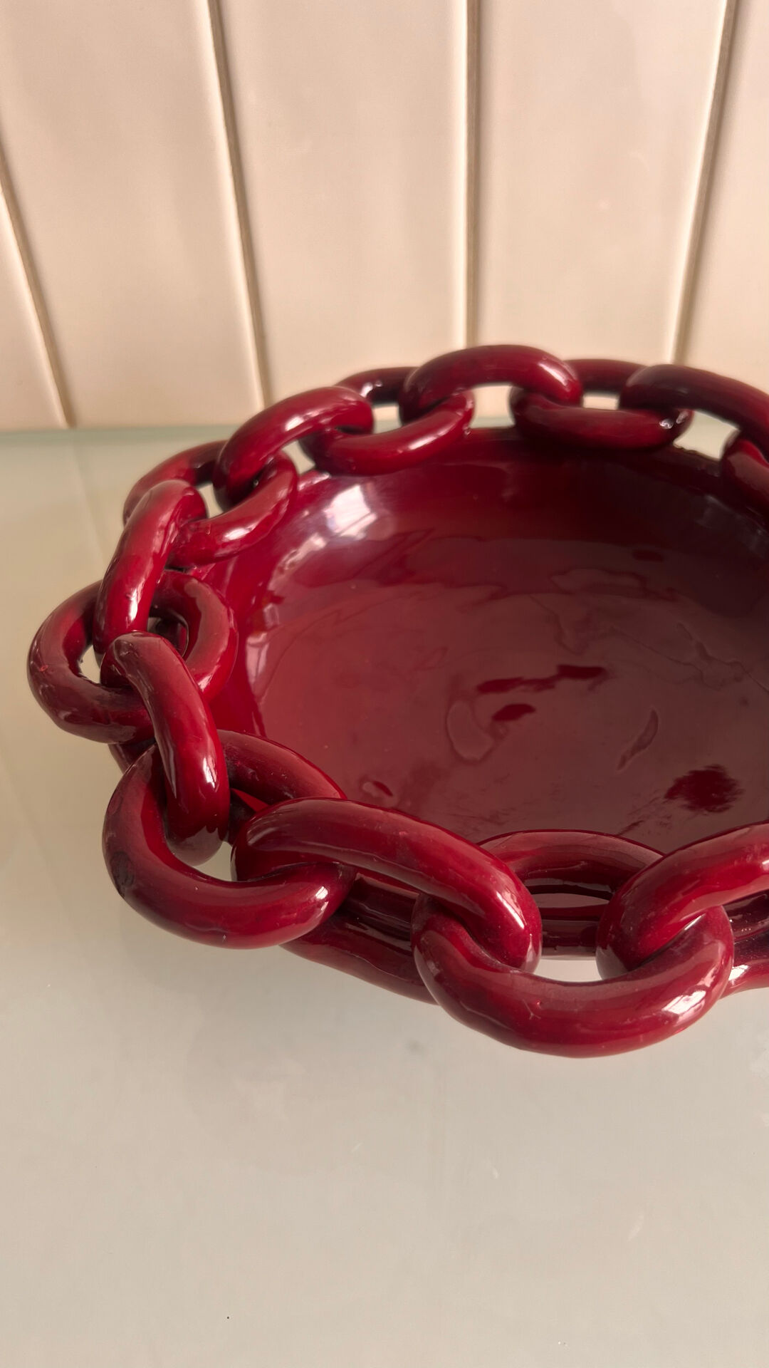Vallauris ceramic cup with chain decoration