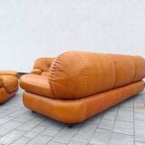 Canapé et fauteuils en cuir cognac par Sapporo pour Mobil, Italie