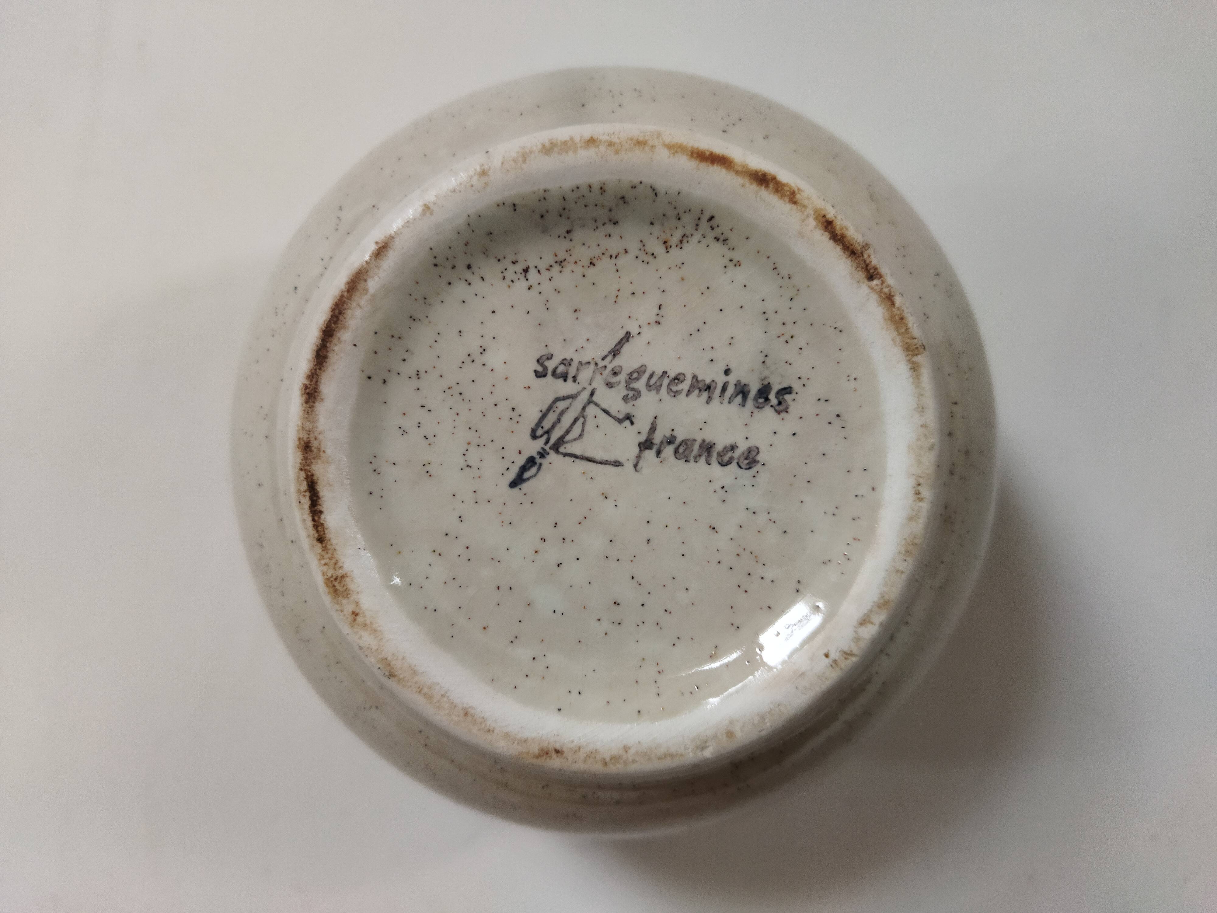 Sandstone bowl Sarreguemines Chardons