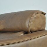 Buffalo leather vintage brutalist armchair by hugo de ruiter, leolux, 1970s