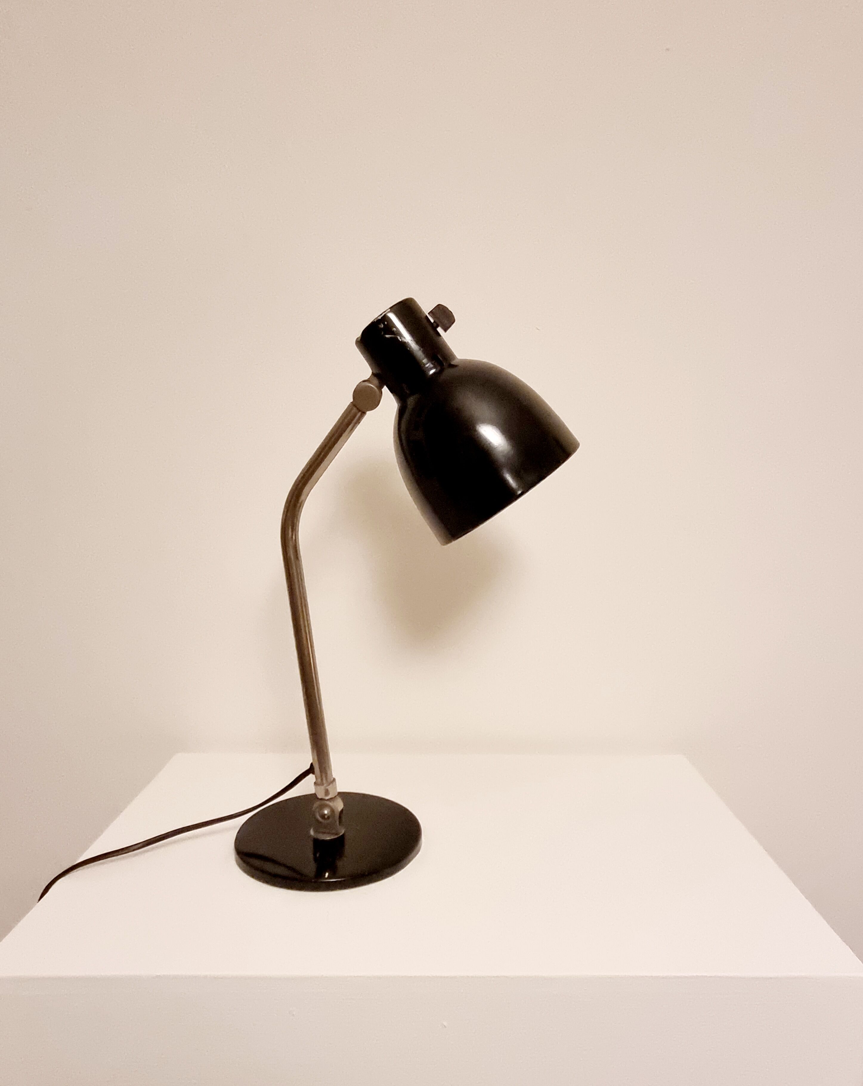 Hala Zeist industrial desk lamp 1950s, model 98 by H. BUSQUET