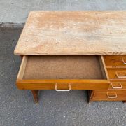 Bureau américain en bois avec 5 tiroirs