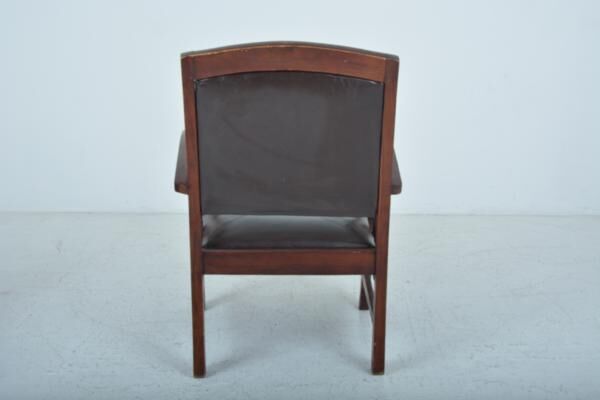 Fauteuil en bois et cuir