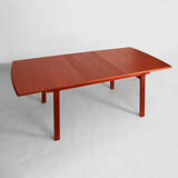 Extendable dining table designed by Kurt Østervig for KP møbler