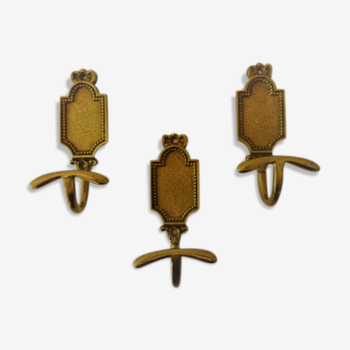 Set of brass  hooks