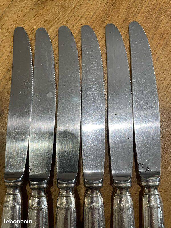Set of 6 silver-plated knives