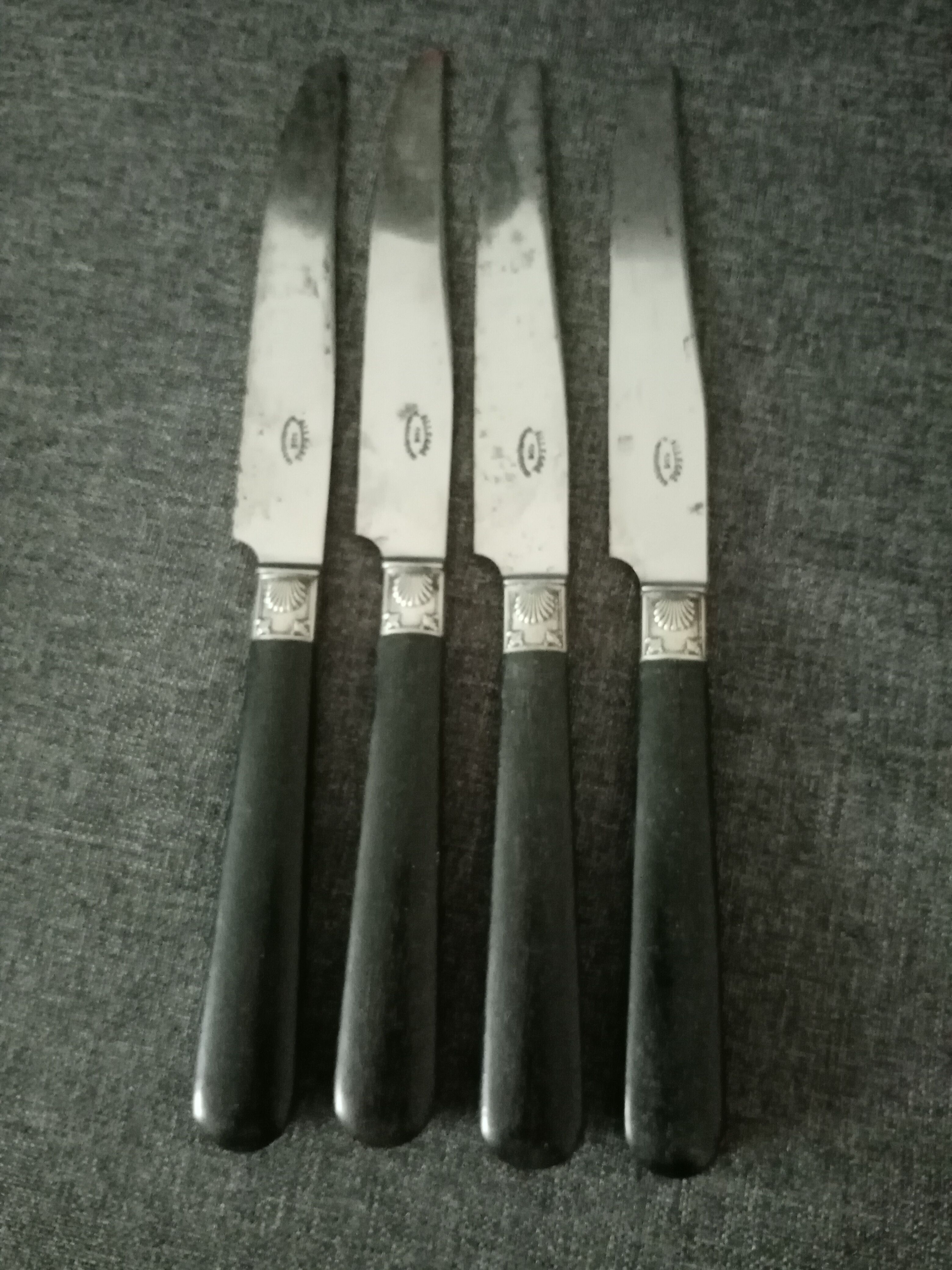 Suite of 4 Napoleon III table knives