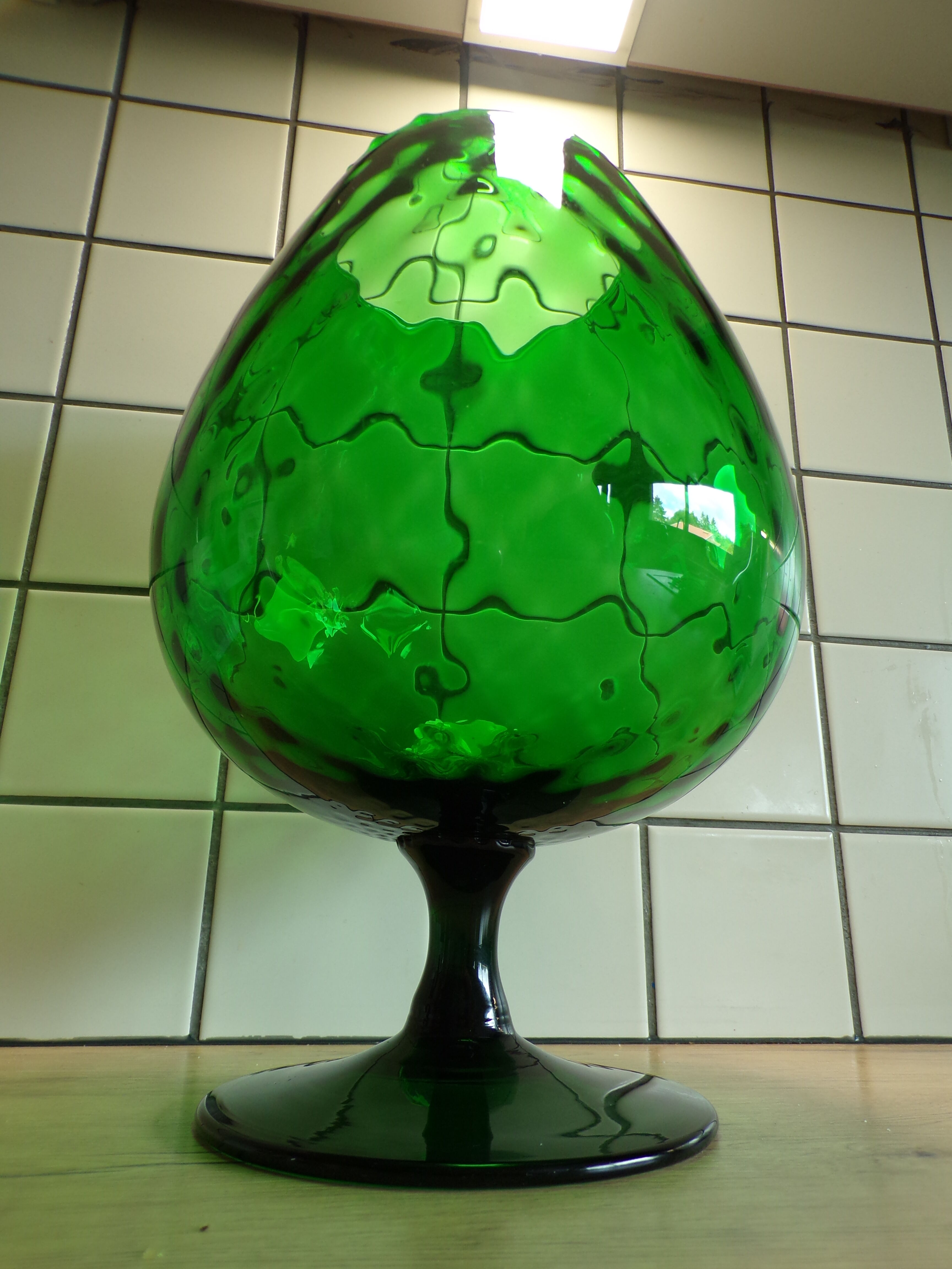 Green Empoli glass vase