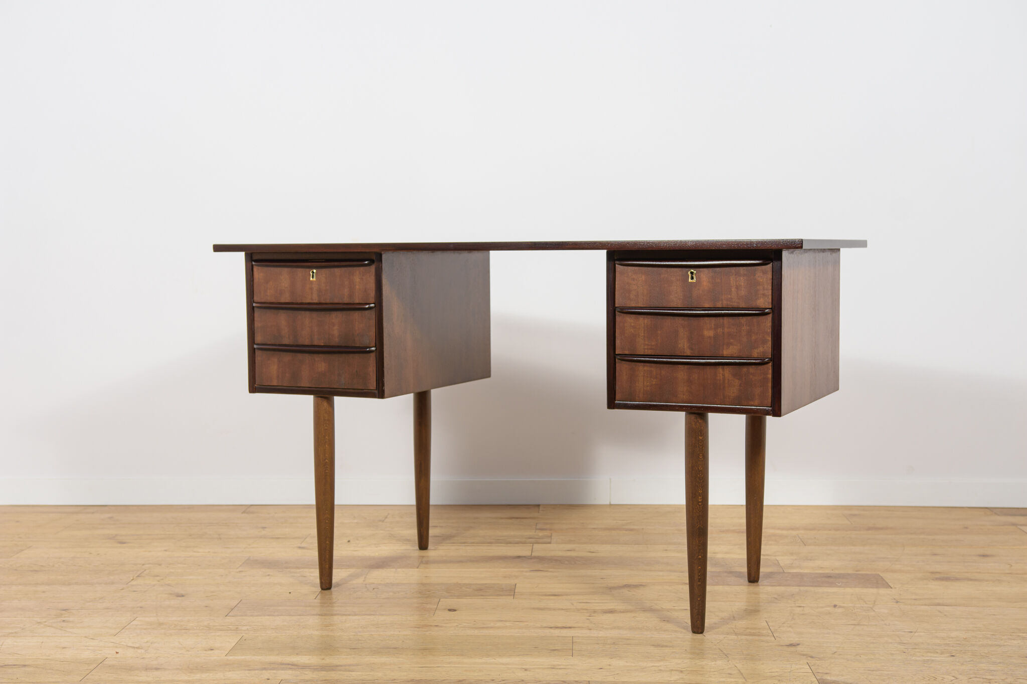 Mid-Century Compact Freestanding Desk, Denmark, 1960s