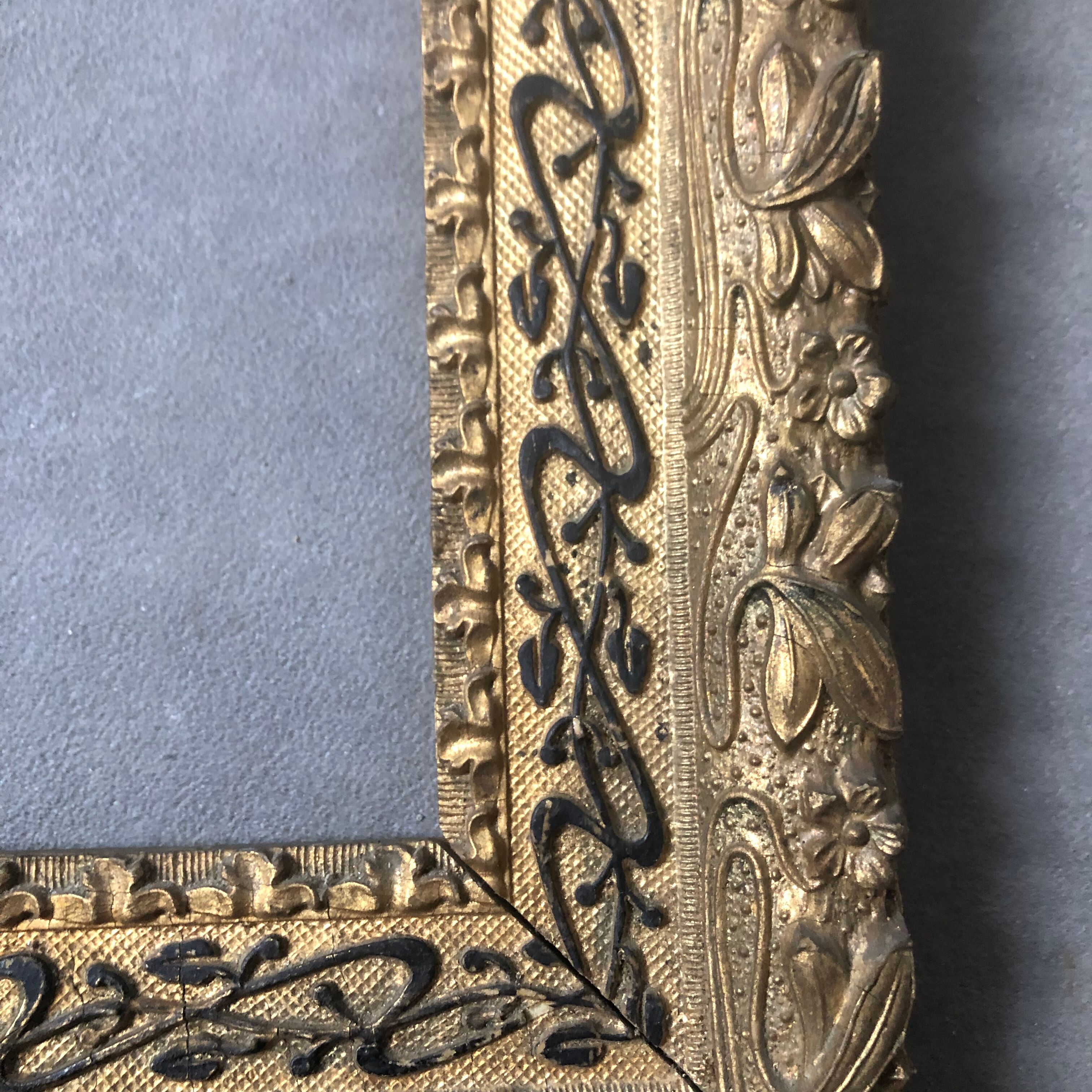 Old wooden frame and gilded stucco 50x60