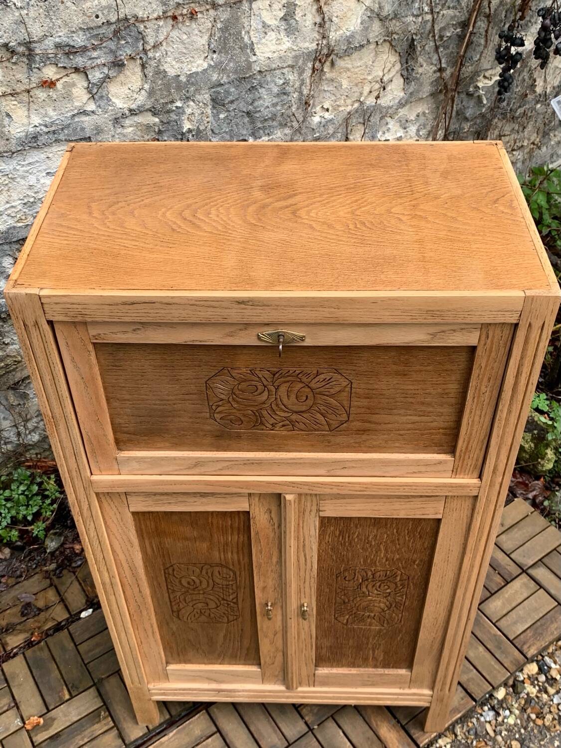 Parisian art deco sideboard in raw oak 1930