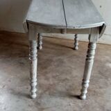 Extendable table