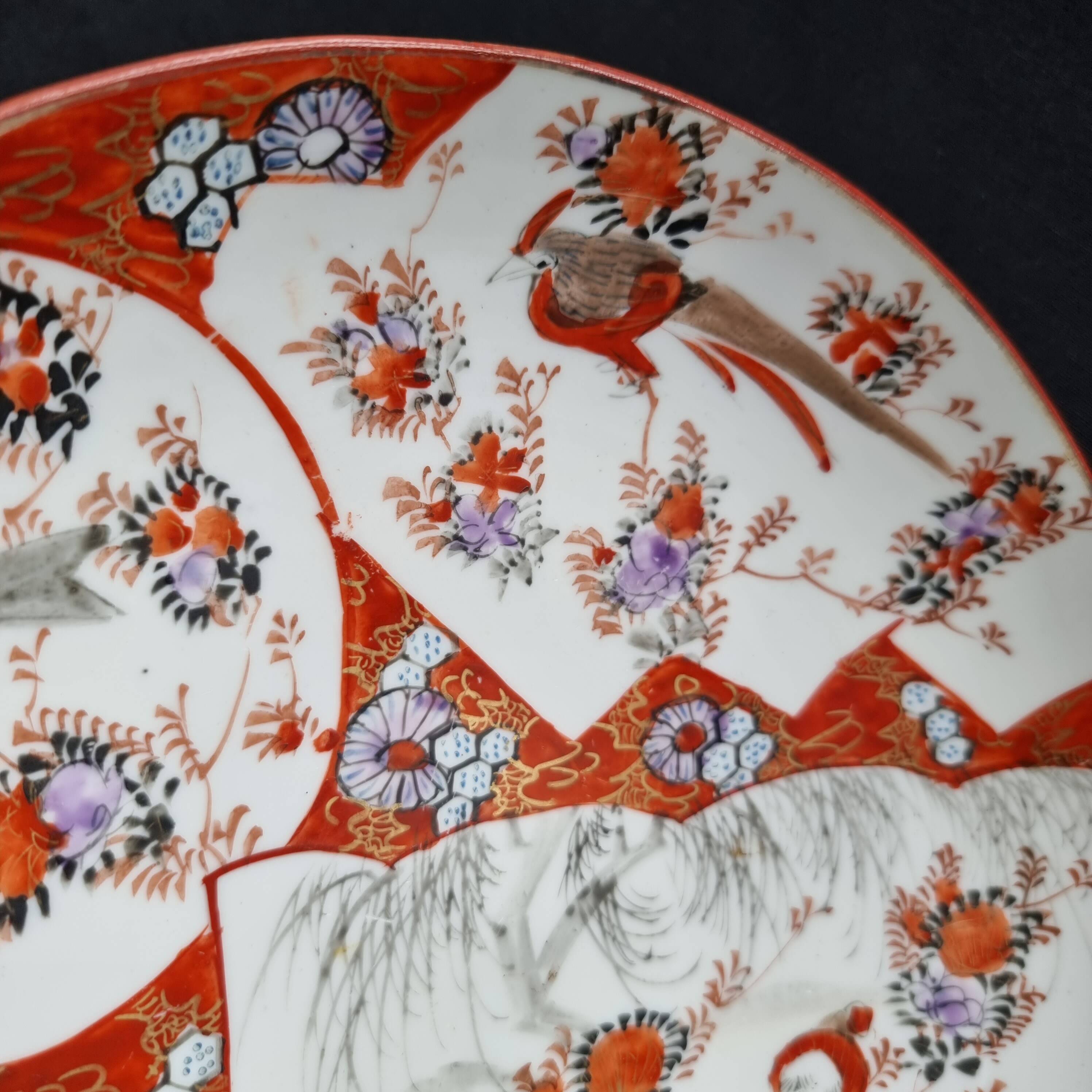 Antique Kutani porcelain plate (Meiji period, 19th century)