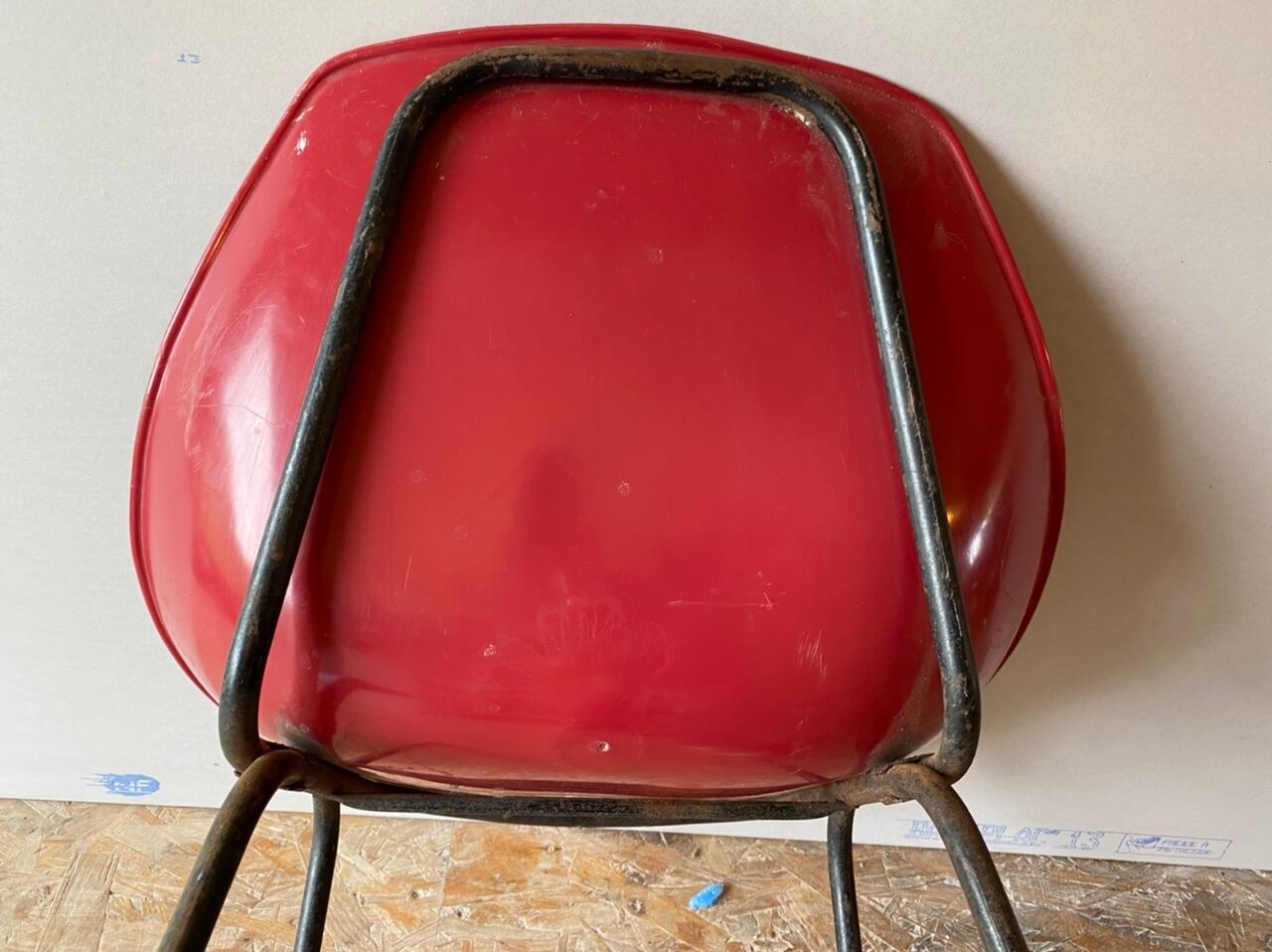 Shell chair Pierre Guariche