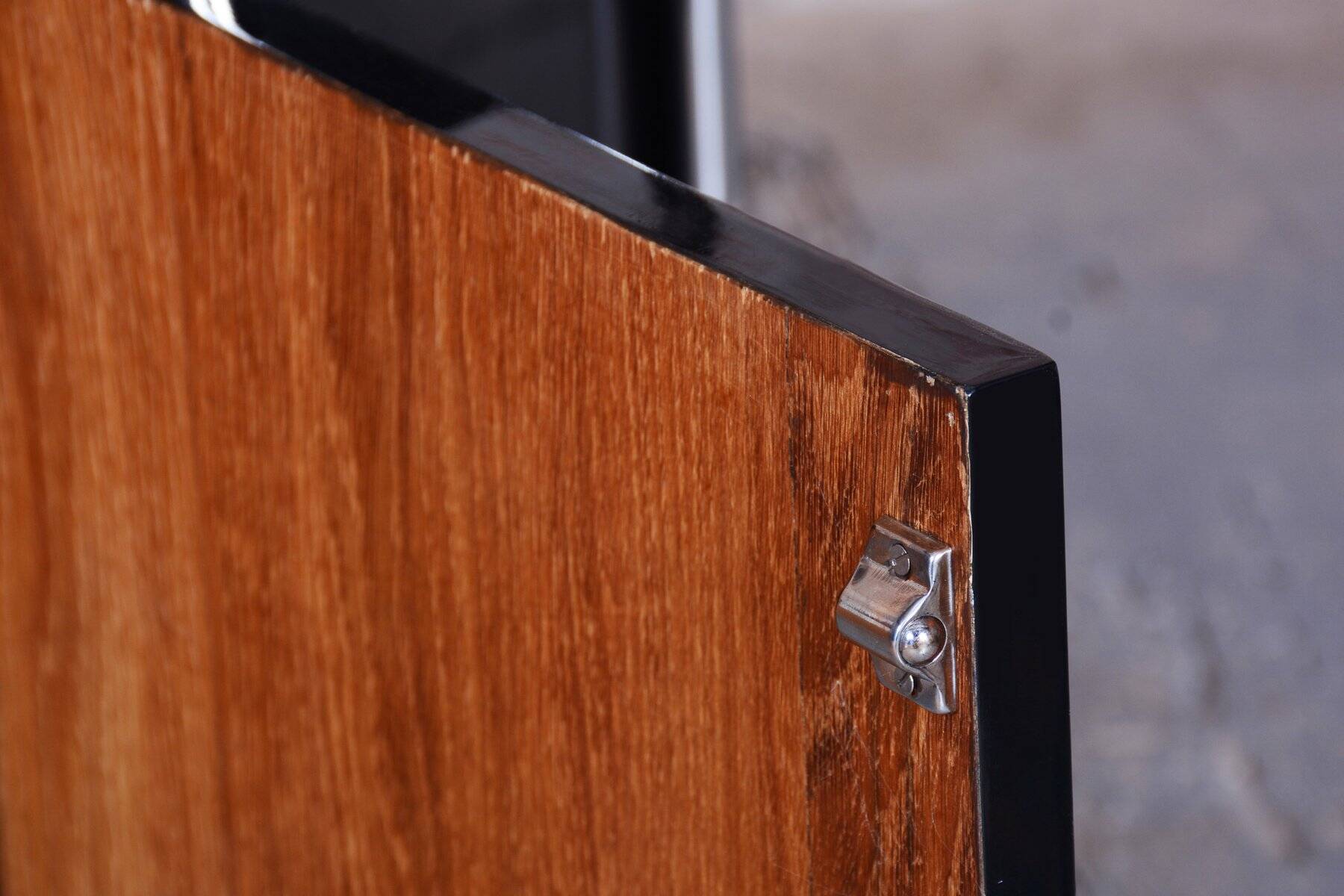Bauhaus Cabinet in Chrome-Plated Steel by R. Slezák, Czech, 1930s