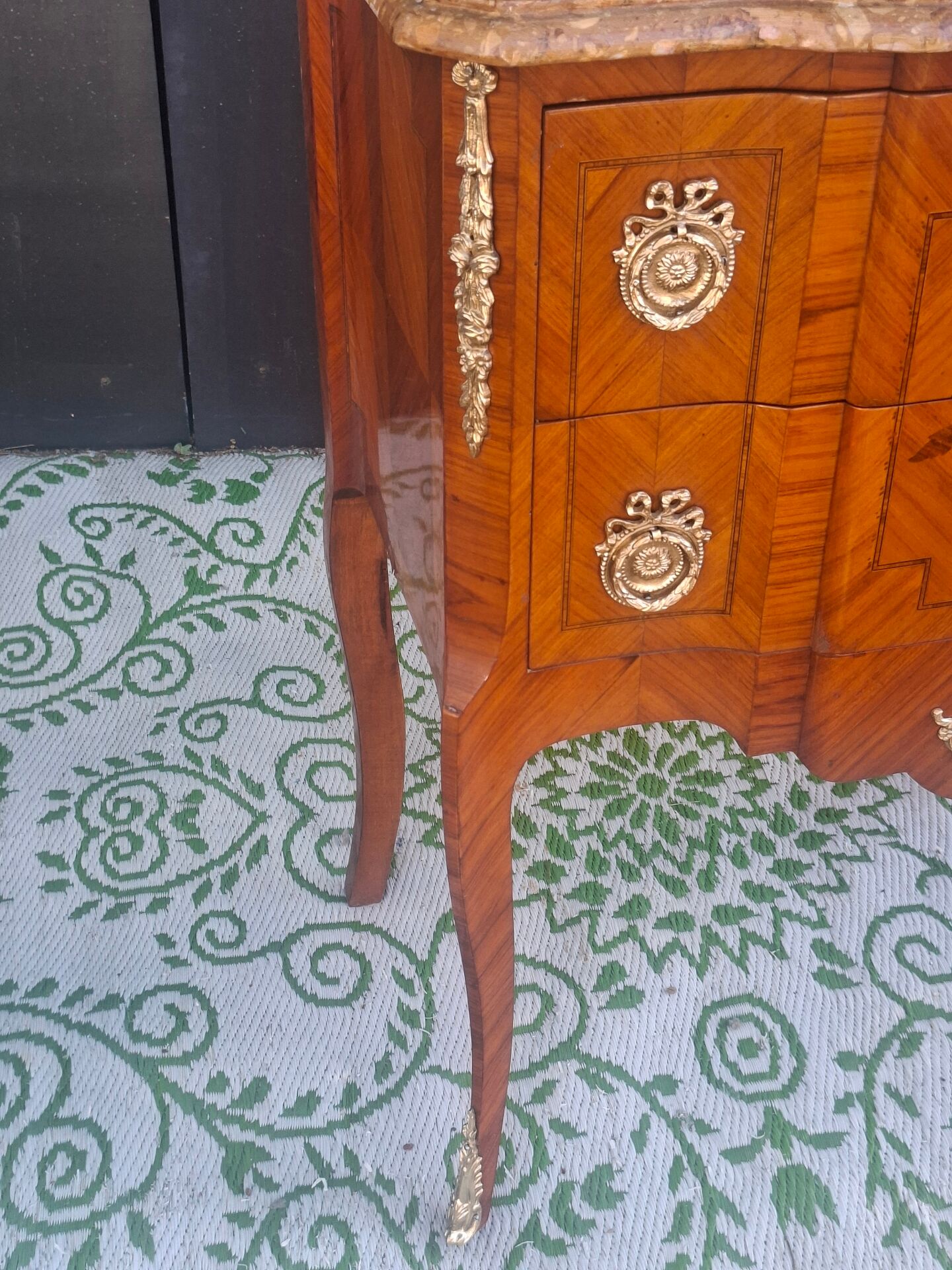 Commode en marqueterie 8