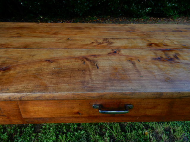 Farm table (harvest table)