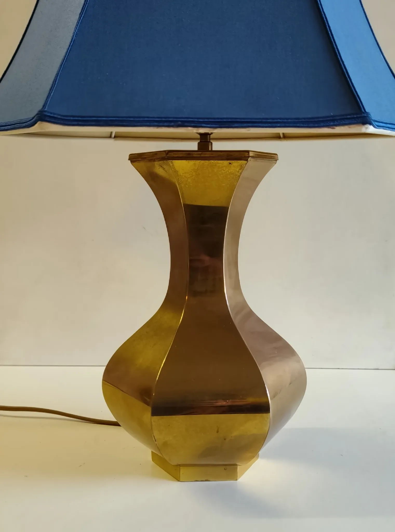 70's design table lamp in gold brass and blue fabric