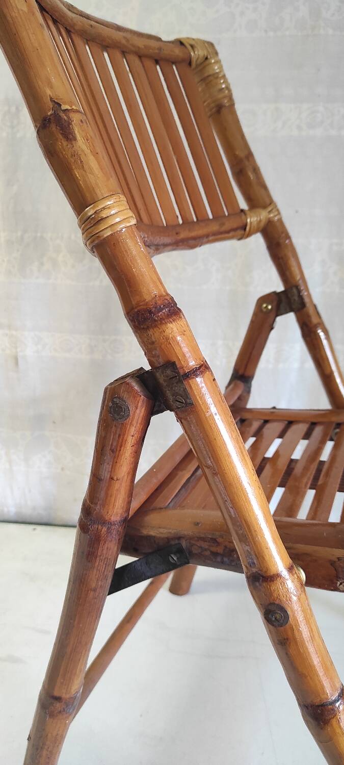 Folding bamboo chair for children