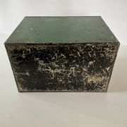 Ancienne Boîte à archives en métal / casier de notaire