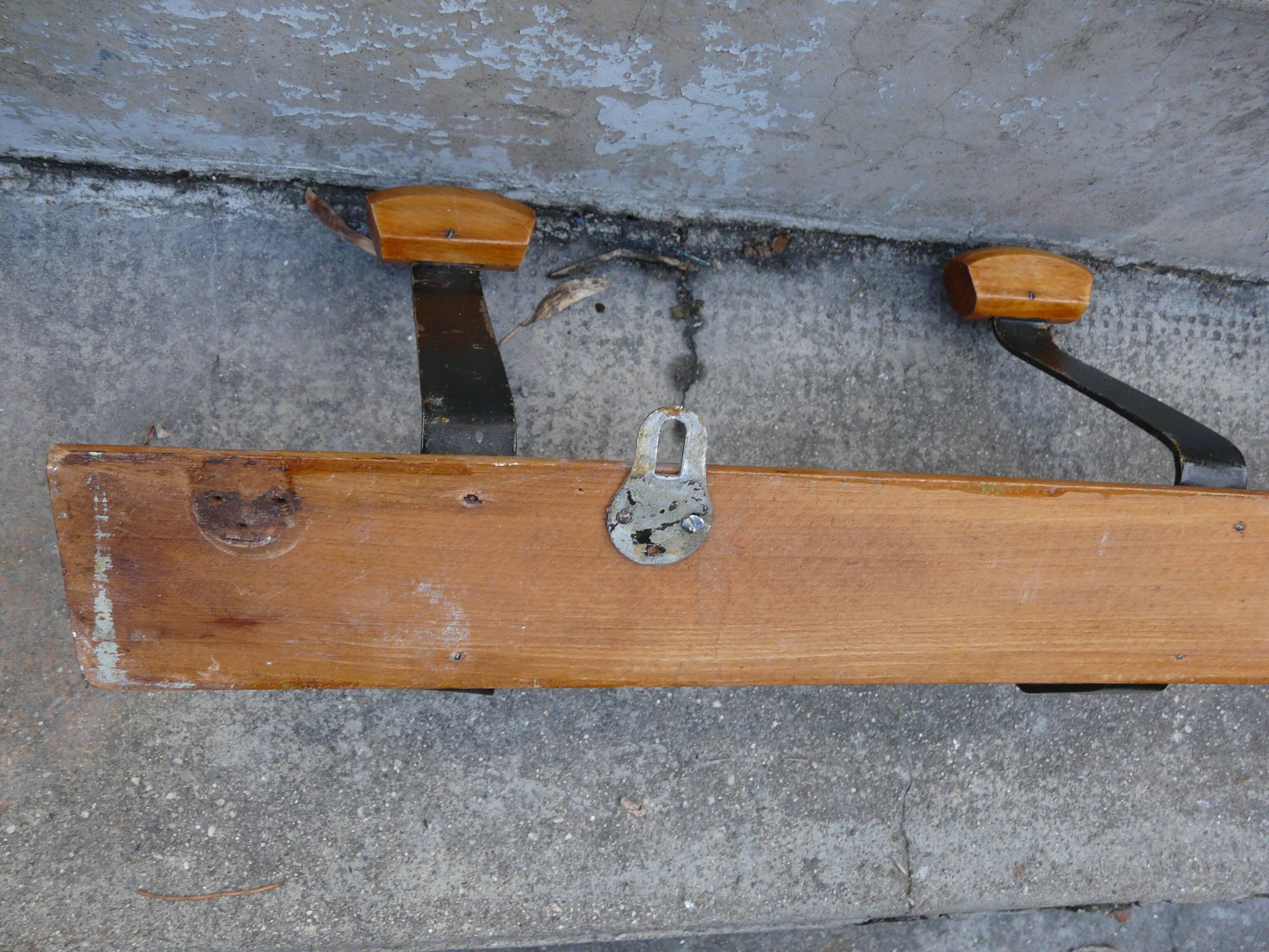 Scandinavian wall coat rack in wood and metal 8 hooks 60s 70s
