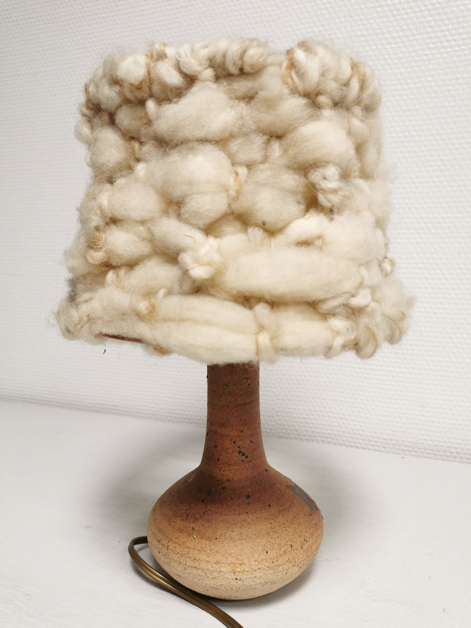 Bedside lamp and its vintage lampshade, Ceramic decoration Herbarium