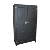 Armoire parisienne rénovée noire