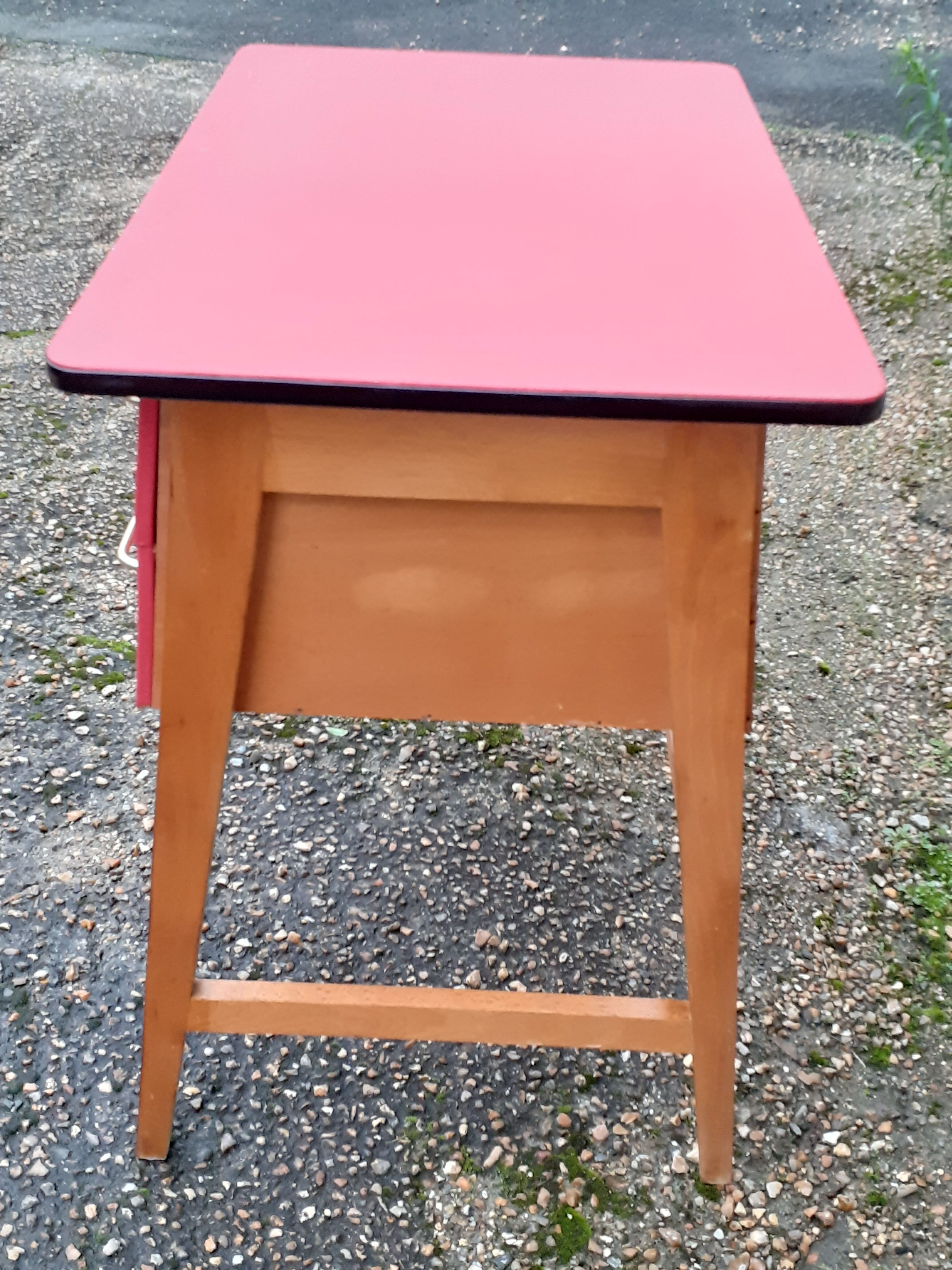 Old wooden children's desk feet vintage compass xxeme