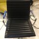 Fauteuil de bureau EA 108 Charles Eames, Ray Eames - ICF