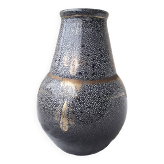 Speckled ceramic vase