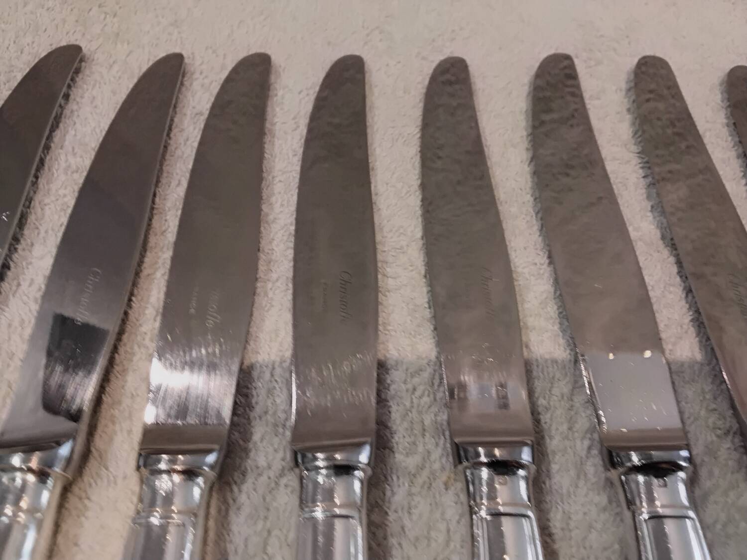 12 silver-plated table knives by Christofle, Albi pattern