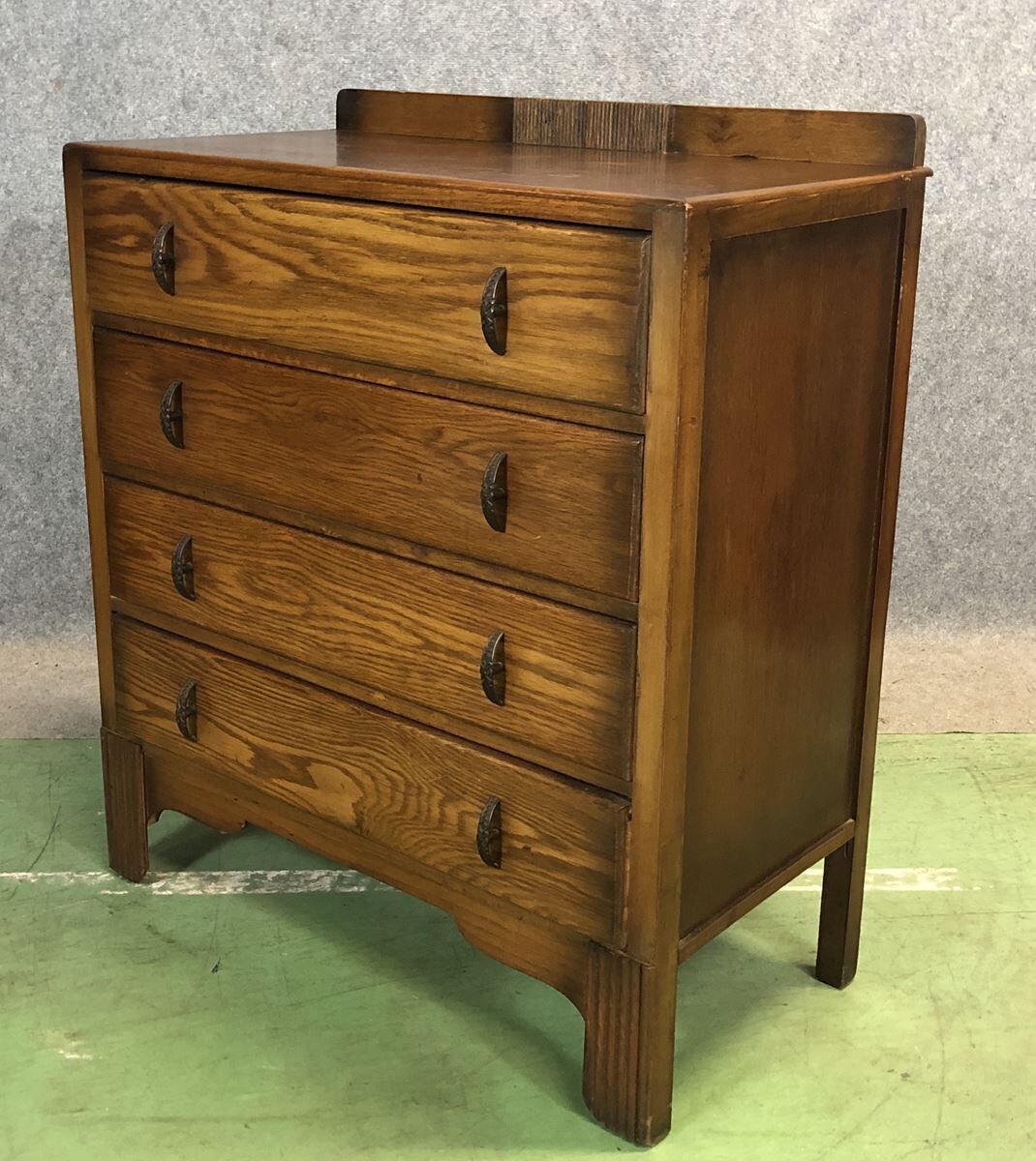 Commode anglaise Art déco en chêne