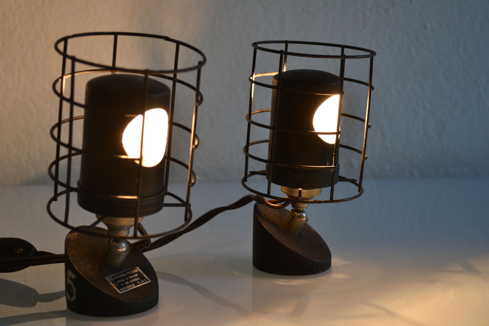 Paire de lampes vintage 50's de laboratoire bbt krauss
