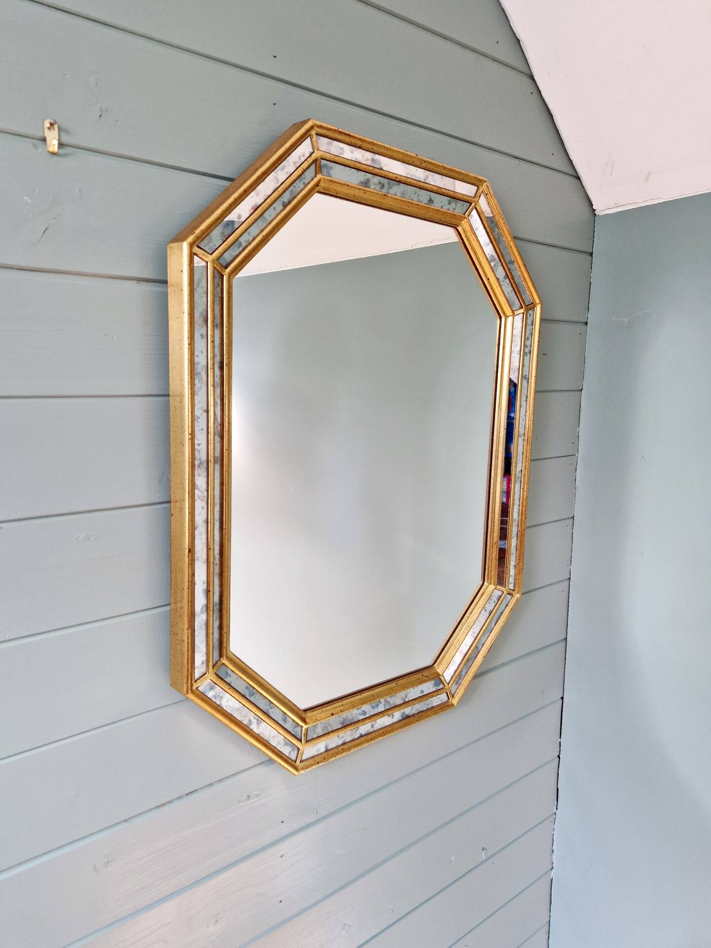 Miroir à parcloses en bois doré, Deknudt (Belgique),1970