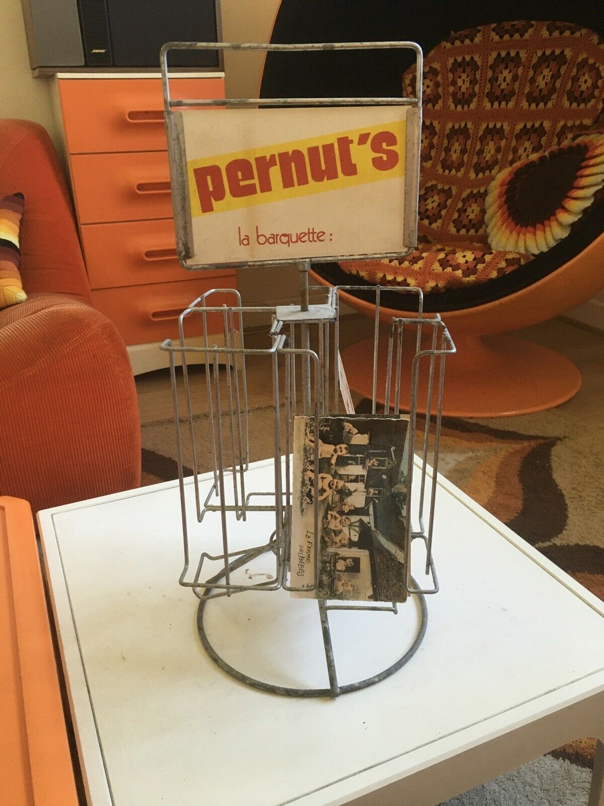 Presenter of peanut bistro counter pernut's 60's vintage