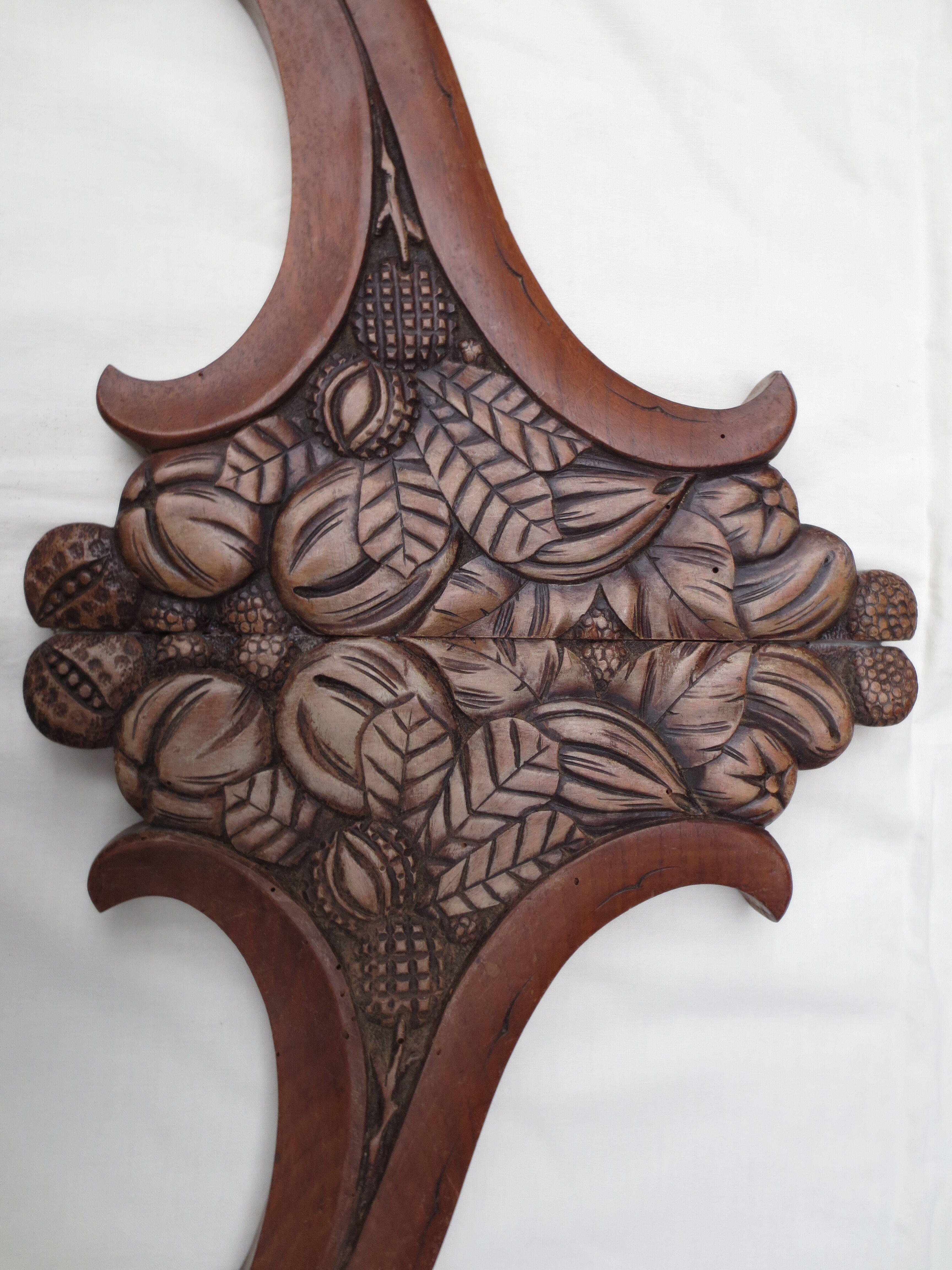 Deco wooden pediment