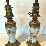 Paire de lampe en porcelaine de chine piétement en bronze ciselé XIX siècle
