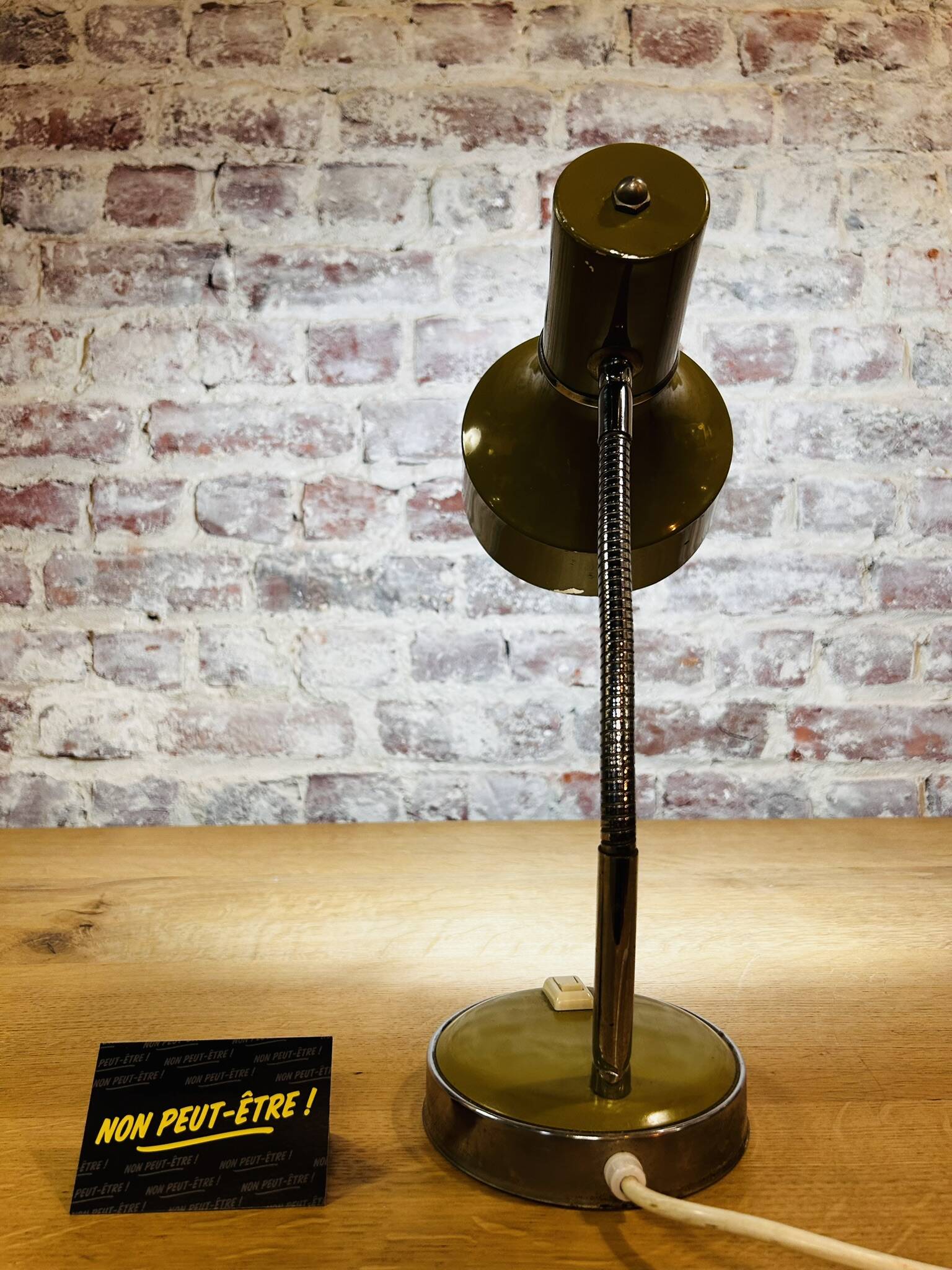 Lampe de bureau vintage kaki, Italie