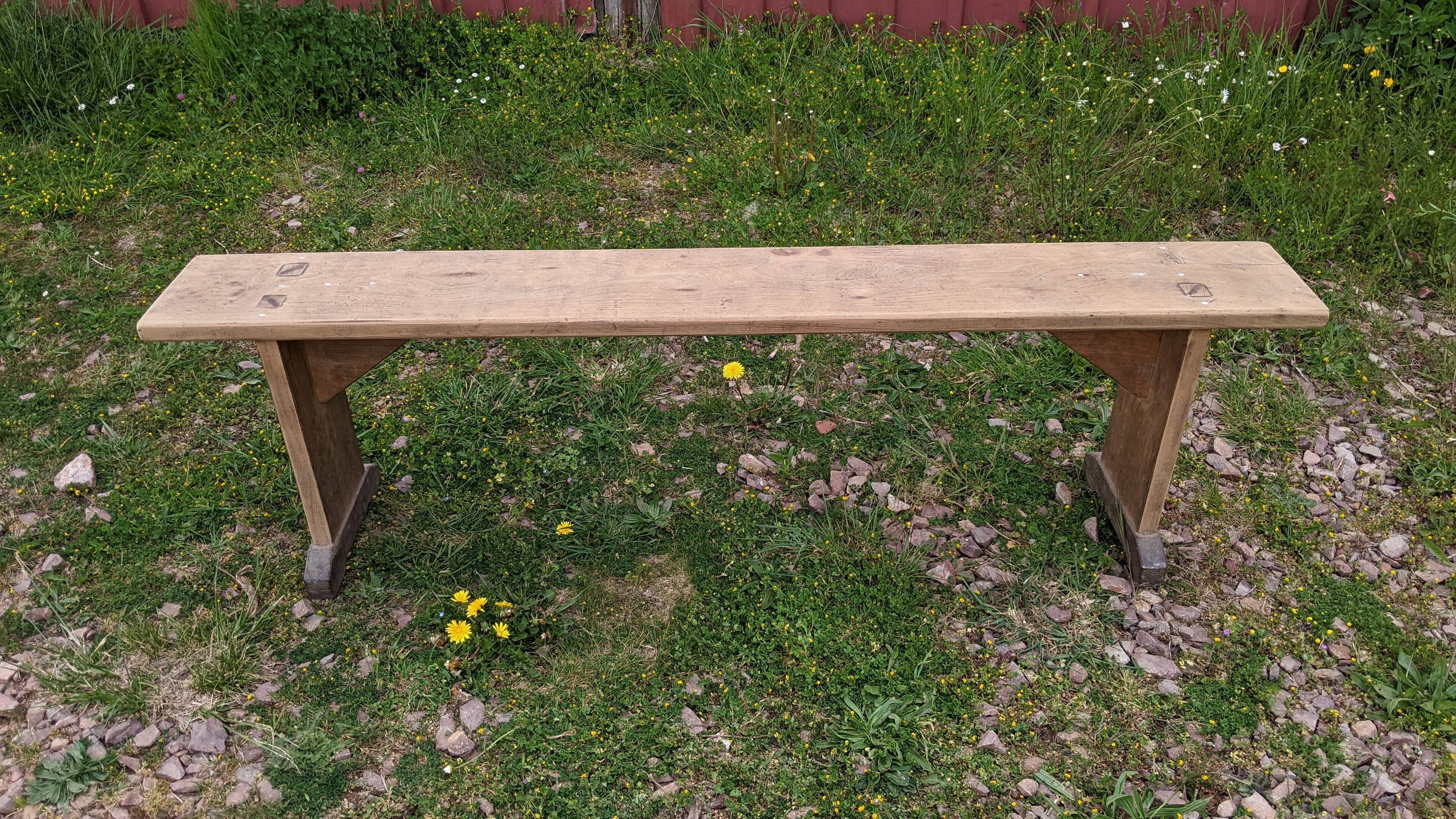 Old farm bench in chene