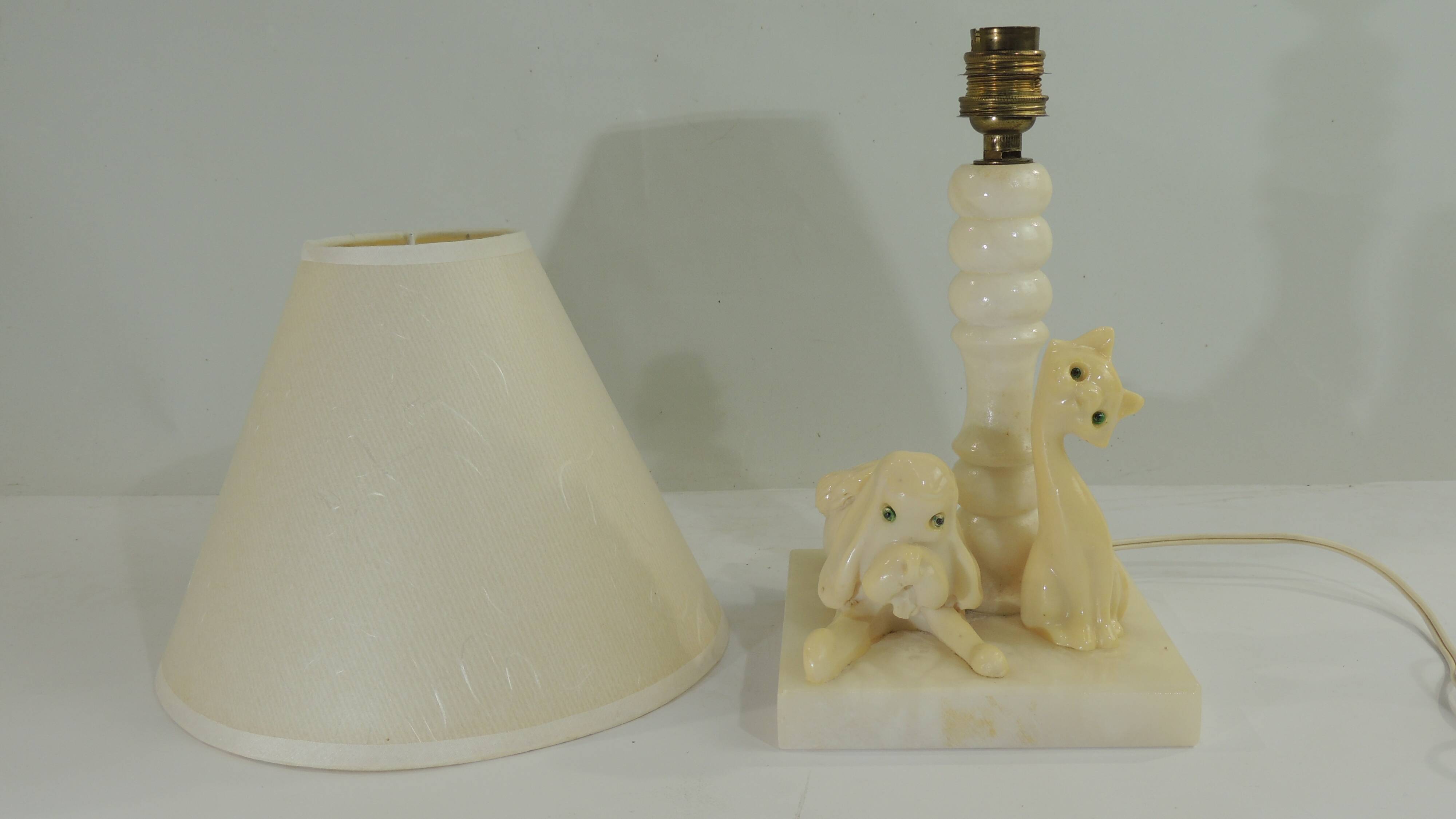 Marble table lamp/animal decor/dog and cat/vintage