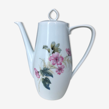 Verseuse en porcelaine de Limoges