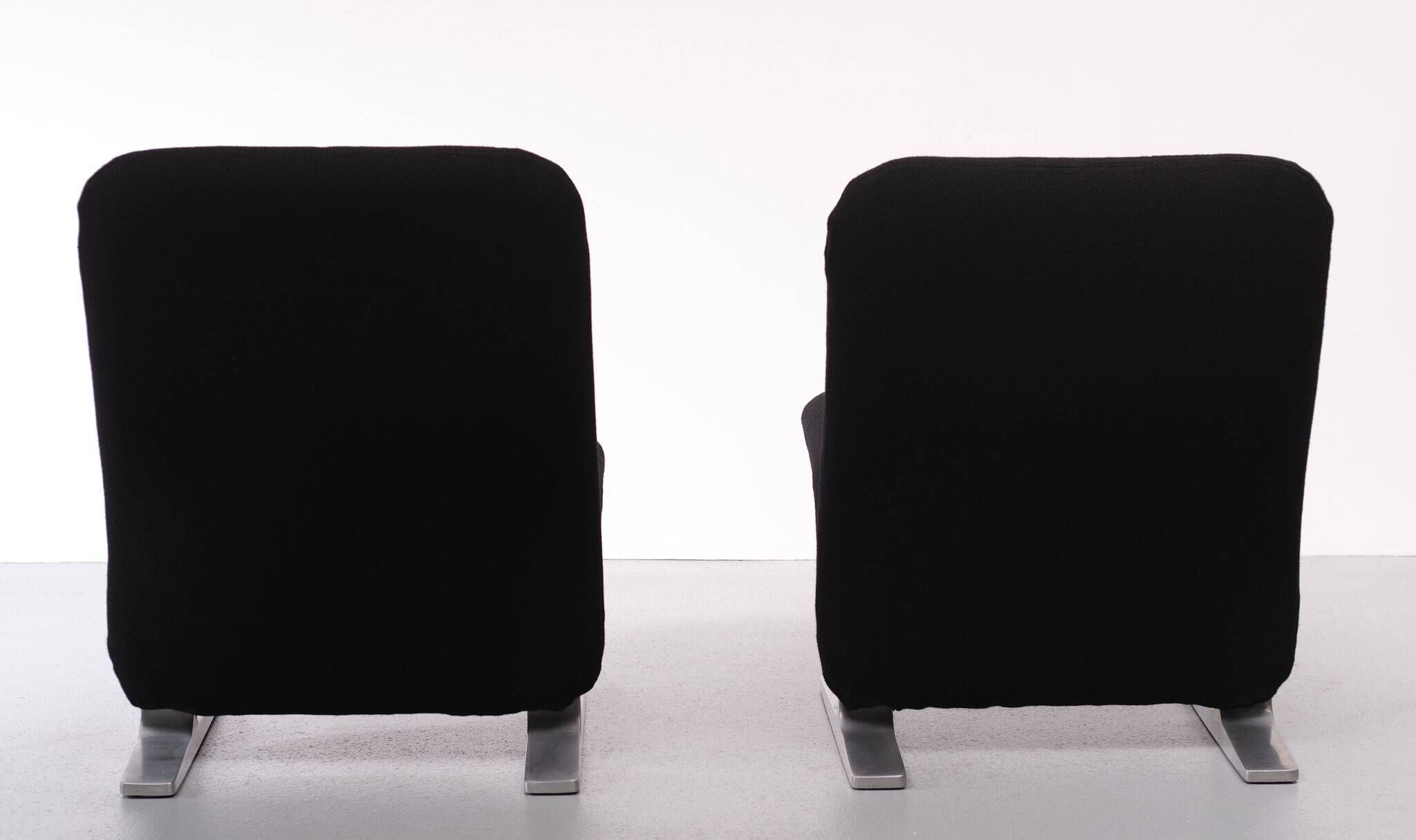 F780 Concorde Lounge Chairs by Pierre Paulin for Artifort in New Upholstery