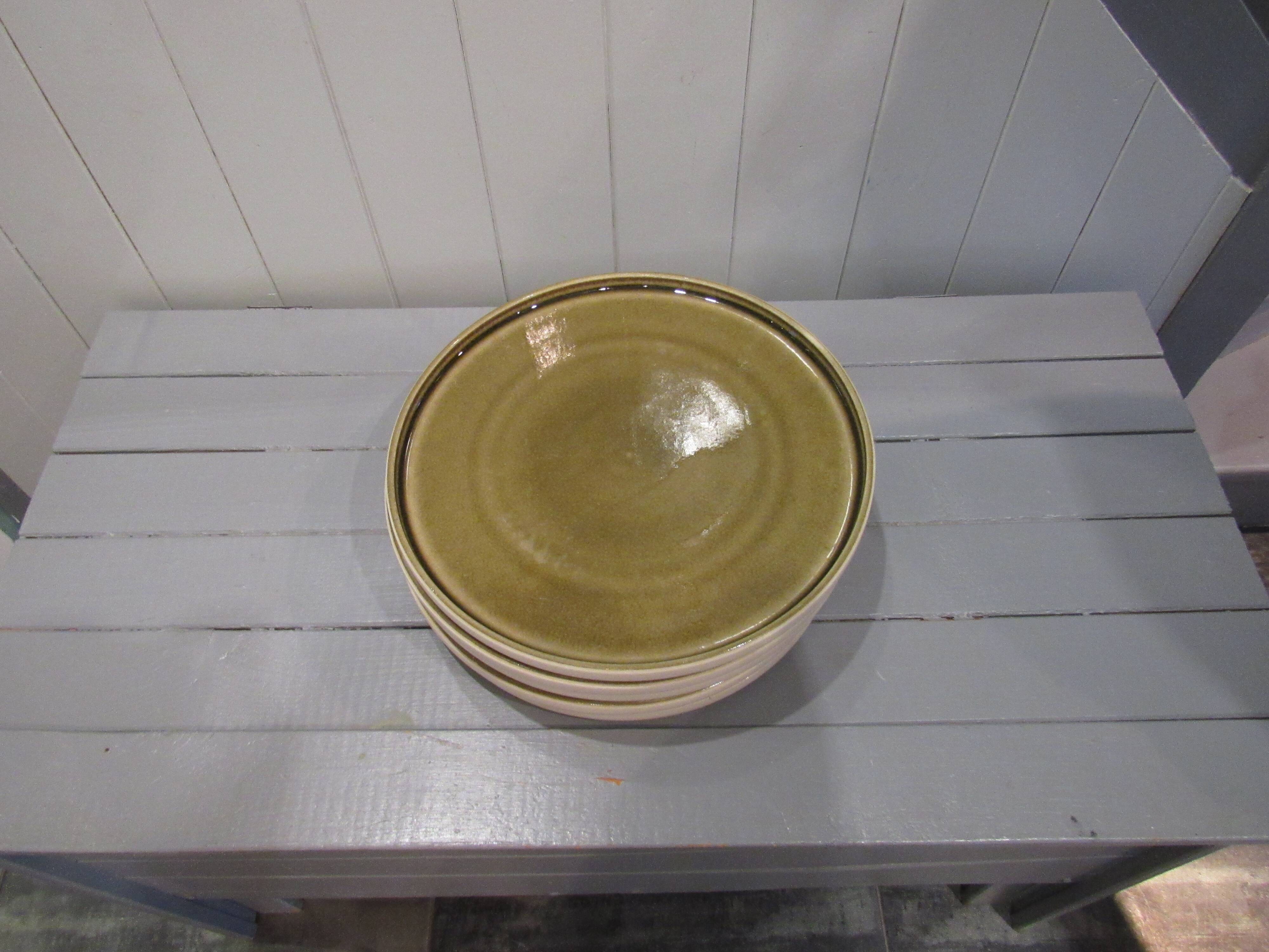 6 flat round olive plates, Nara collection by Playground.