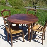 Drop-leaf table, honey-spoon-shaped legs