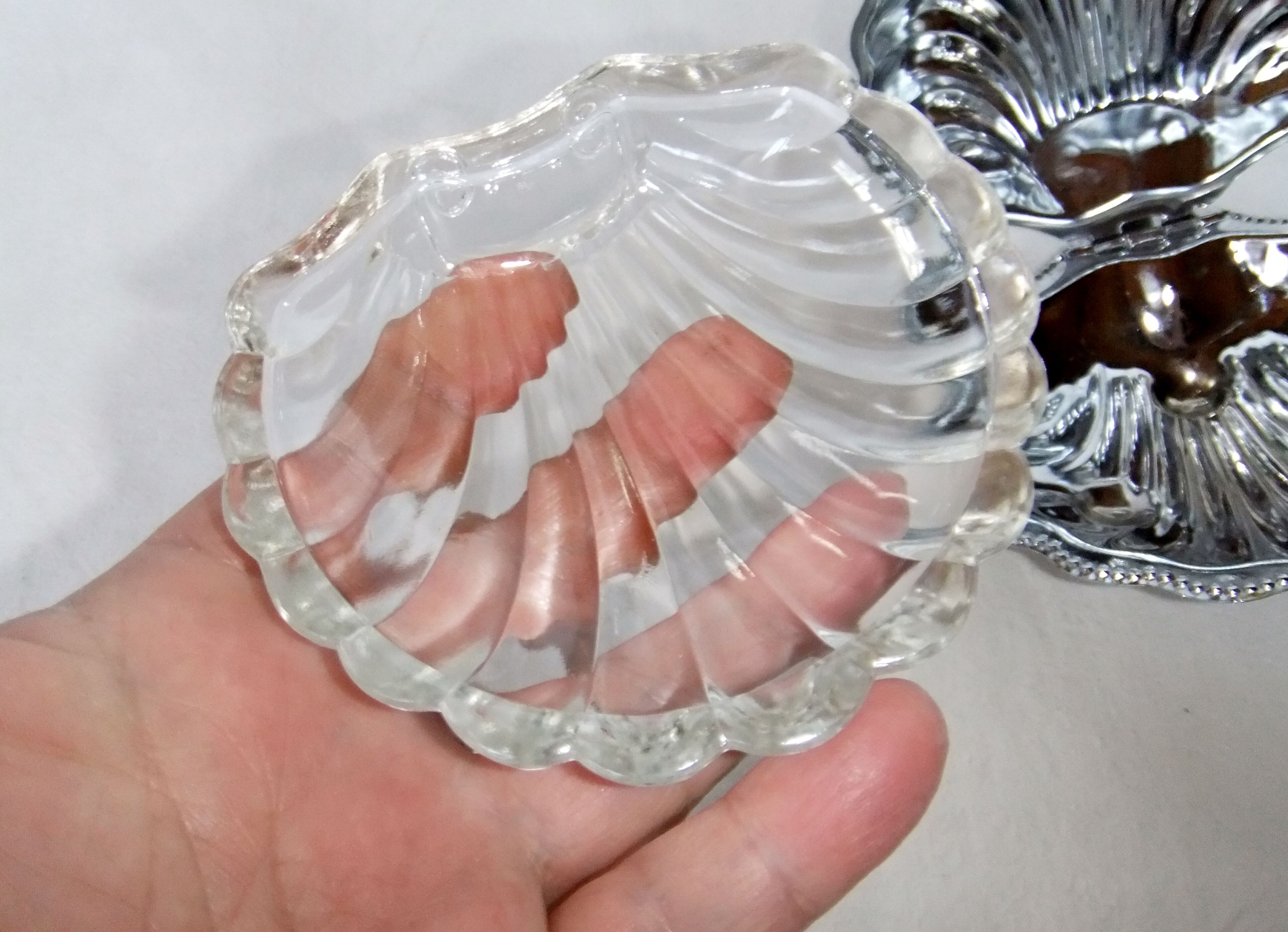 Butter butter shell st scallop metal glass vintage soap holder empty pocket